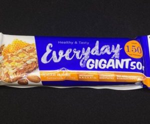 Батончик-мюсли GIGANT Орех и Мед 50 г.