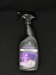 Чистящее средство GRASS ANTIGRAFFITI удаляет следы краски, маркера 600 мл, шт