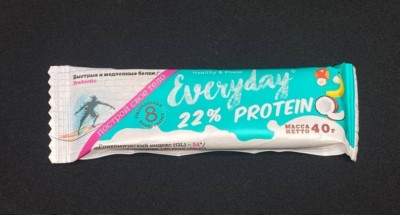 Протеиновый батончик EVERYDAY банан, кокос и лесной орех 40 г.